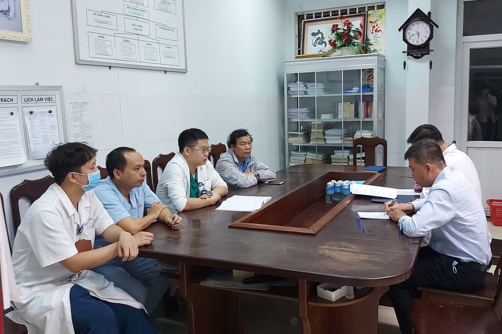 Vụ ăn cá muối ủ chua ngộ độc: Bệnh viện thiếu kháng sinh trị nhiễm khuẩn - 3 Vụ ăn cá muối ủ chua ngộ độc: Bệnh viện thiếu kháng sinh trị nhiễm khuẩn - 3