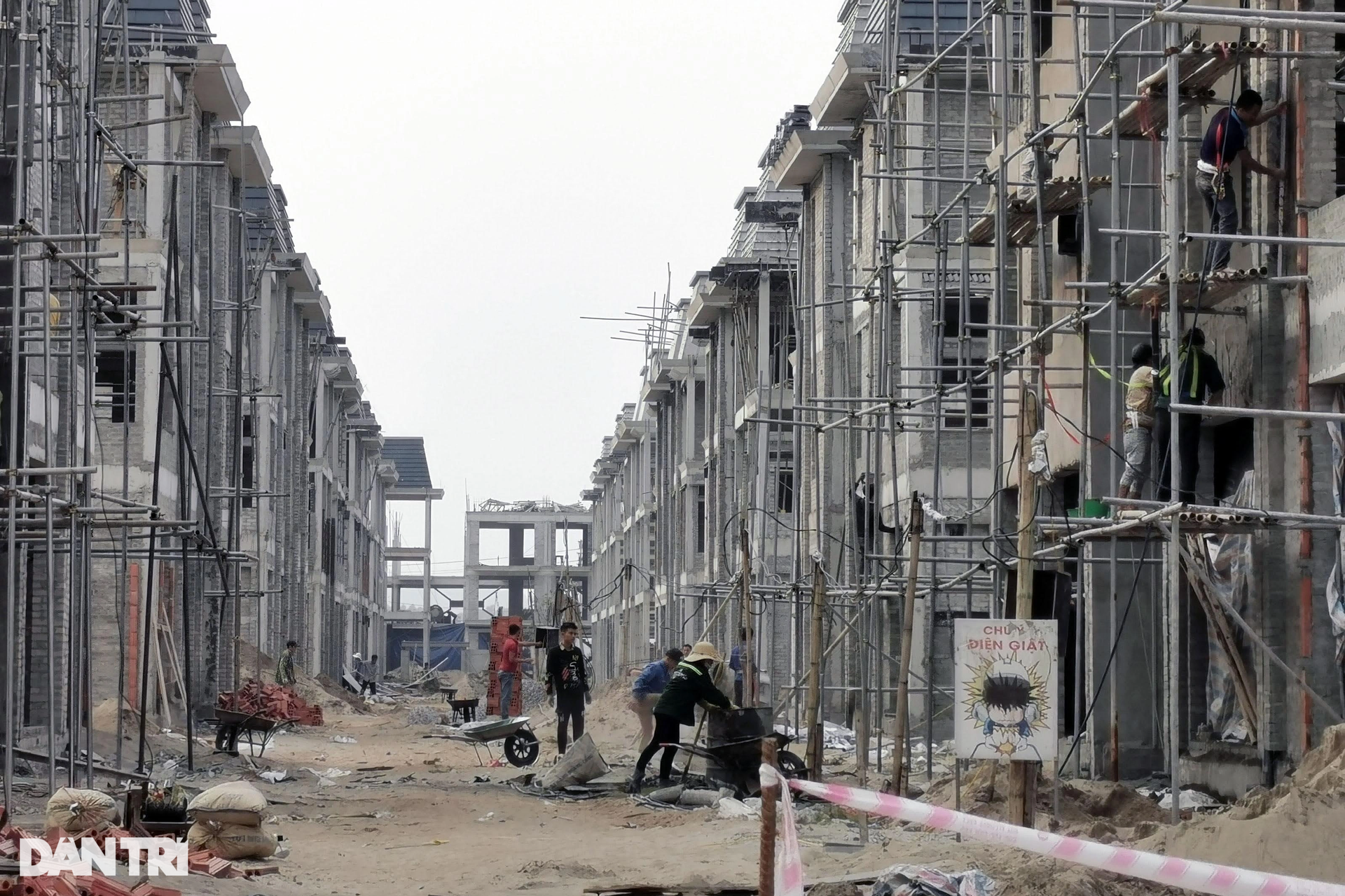 Từng xôn xao sốt giá, dự án HUD Mê Linh Central giờ thế nào? - 5 Từng xôn xao sốt giá, dự án HUD Mê Linh Central giờ thế nào? - 5