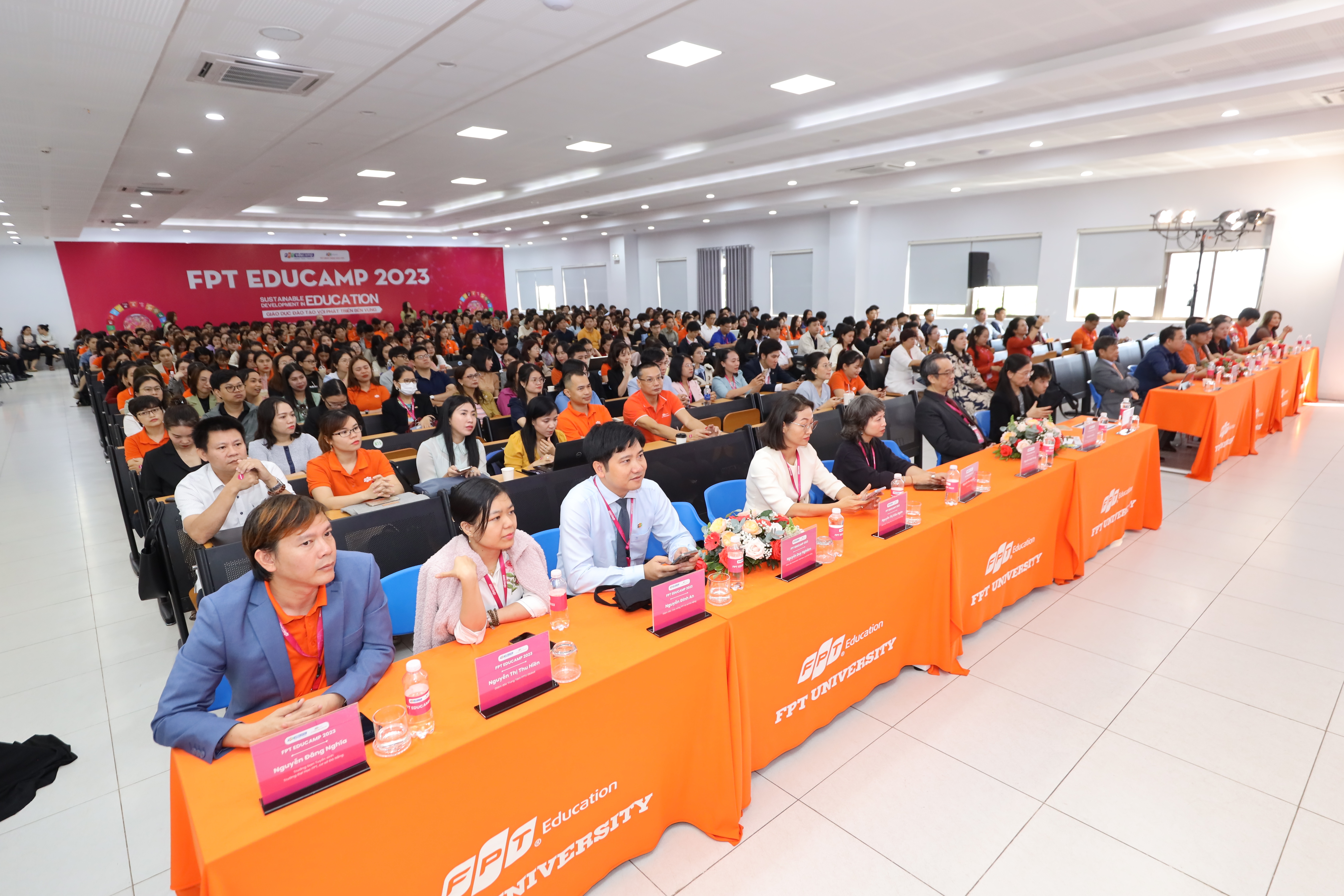 FPT promuje wdrażanie transformacji cyfrowej w szkołach - 3 FPT đẩy mạnh ứng dụng chuyển đổi số vào trường học - 3