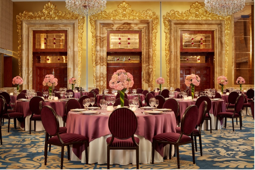 Thăng hoa trong mọi khoảnh khắc của ngày trọng đại với The Reverie Saigon - 1 Thăng hoa trong mọi khoảnh khắc của ngày trọng đại với The Reverie Saigon - 1