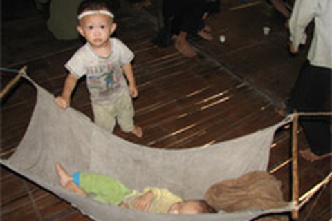 Bạch Hà nấc nghẹn trong tiếng khóc!