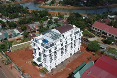 Phóng viên bị hành hung khi phản ánh công trình sai phép