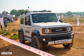 Loạt xe từng đội giá hoặc “kèm lạc” nay lại cần ưu đãi, giảm giá mạnh