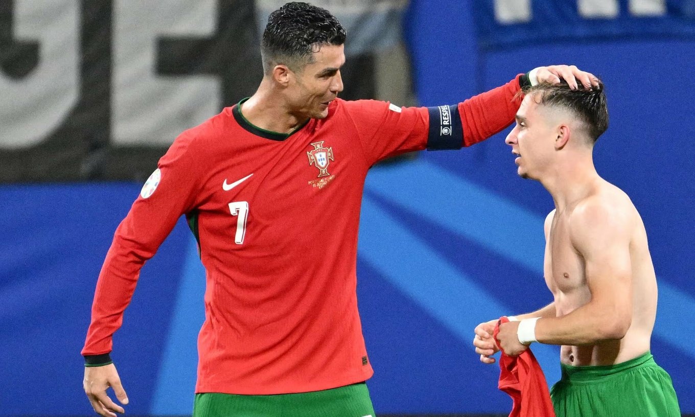 Ronaldo gây thất vọng ở tuyển Bồ Đào Nha: Khoảnh khắc của sự thật