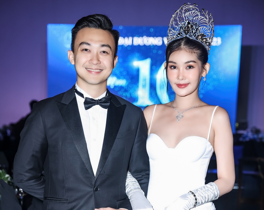 Công bố bản quyền 3 cuộc thi hoa hậu mới tại Việt Nam - 3 Công bố bản quyền 3 cuộc thi hoa hậu mới tại Việt Nam - 3