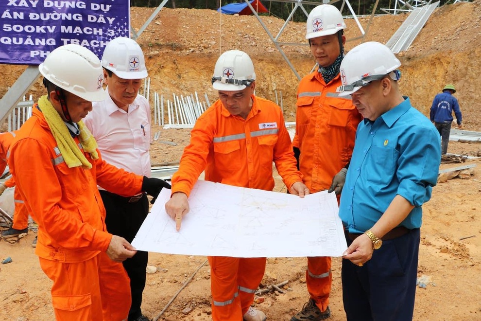 Tiêu thụ điện 6 tháng đầu năm 2024 tăng tới 12,4% - 1 Tiêu thụ điện 6 tháng đầu năm 2024 tăng tới 12,4% - 1