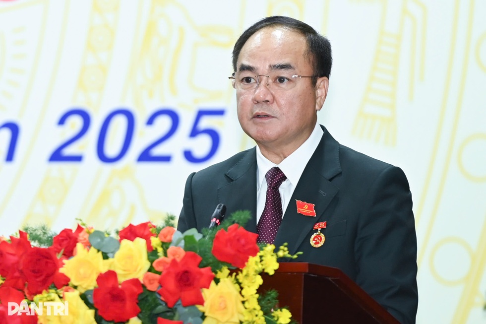 Kỳ Đại hội Đảng mở ra chặng đường phát triển mới của Bộ Nội vụ - 10 Kỳ Đại hội Đảng mở ra chặng đường phát triển mới của Bộ Nội vụ - 10