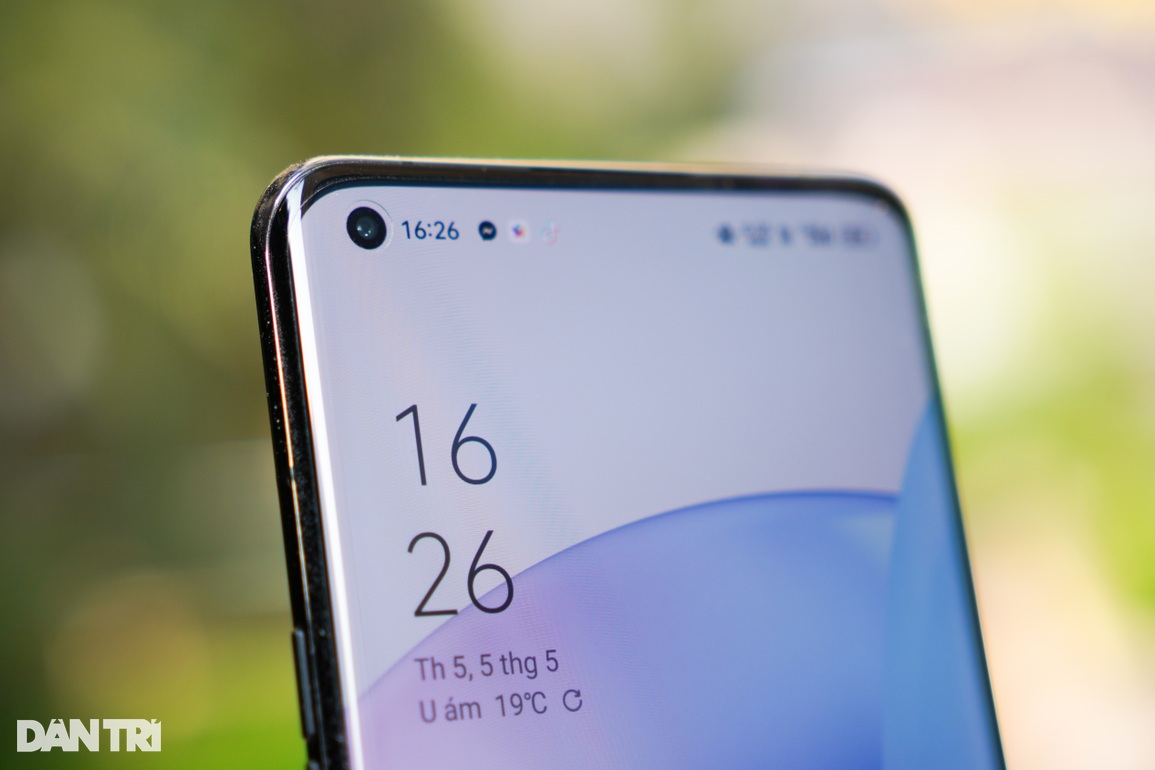 Cận cảnh Oppo Find X5 Pro - Đối thủ của iPhone 13 Pro Max, Galaxy S22 Ultra - 6 Cận cảnh Oppo Find X5 Pro - Đối thủ của iPhone 13 Pro Max, Galaxy S22 Ultra - 6