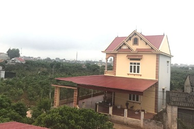 Chia nhau 3.000 tỷ đồng: Cả làng xây nhà lầu, sắm ô tô