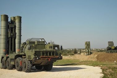 Hệ thống phòng không Nga diệt mục tiêu nhằm vào căn cứ không quân ở Syria