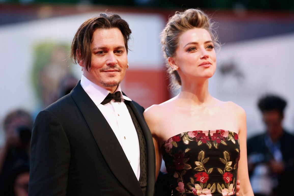 Đối đầu vợ cũ trước tòa, Johnny Depp có cách giải tỏa tâm lý... gây sốt - 6 Đối đầu vợ cũ trước tòa, Johnny Depp có cách giải tỏa tâm lý... gây sốt - 6