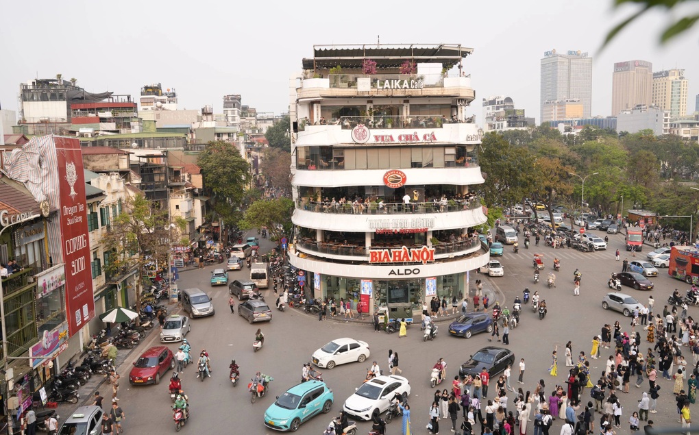 Kiến trúc sư Lê Quang Ngọc tiết lộ chuyện ít biết về Hàm cá mập - 3 Kiến trúc sư Lê Quang Ngọc tiết lộ chuyện ít biết về Hàm cá mập - 3