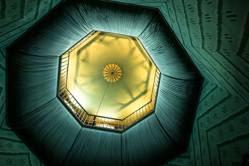 Ngôi nhà có 16 mặt tiền độc đáo, không bao giờ vắng ánh mặt trời - 5