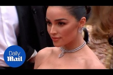 Olivia Culpo khoe dáng quyến rũ