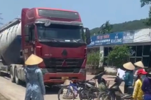 Công an Hải Dương đang xem xét động cơ khác vụ phản đối vận chuyển tro, xỉ