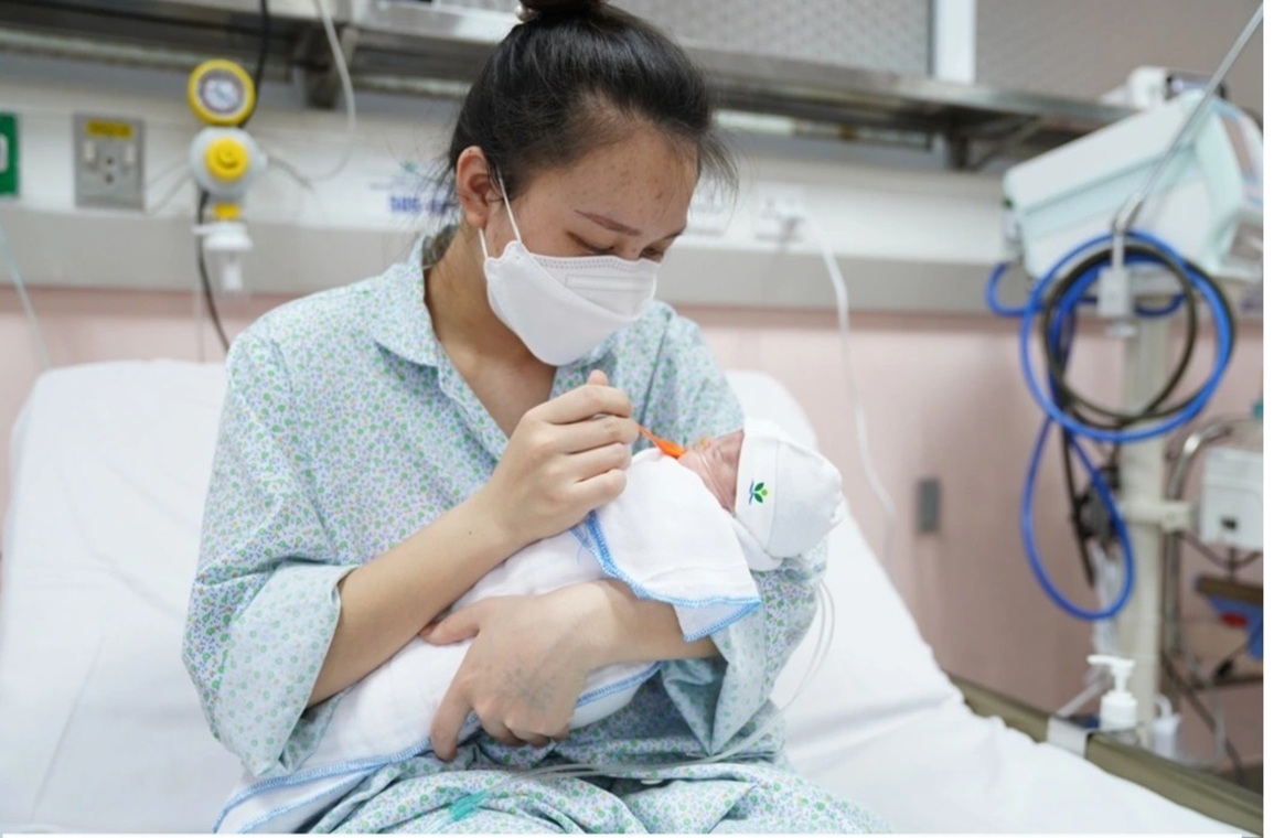 Ngân hàng sữa mẹ đầu tiên ở Hà Nội đi vào hoạt động - 2 Ngân hàng sữa mẹ đầu tiên ở Hà Nội đi vào hoạt động - 2