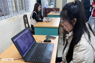 Người lao động phỏng vấn online sau bão, tìm kiếm mức lương 35 triệu đồng