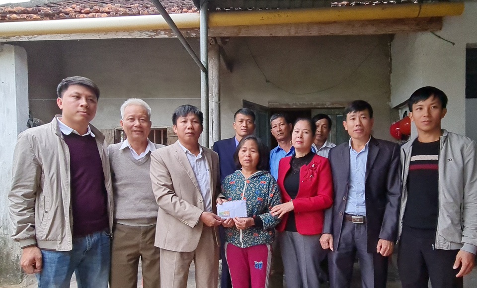Bạn đọc hỗ trợ hơn 66 triệu đồng tới gia đình cậu sinh viên nghèo - 2 Bạn đọc hỗ trợ hơn 66 triệu đồng tới gia đình cậu sinh viên nghèo - 2