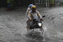 TPHCM mưa lớn kéo dài do ảnh hưởng của hoàn lưu bão Bualoi