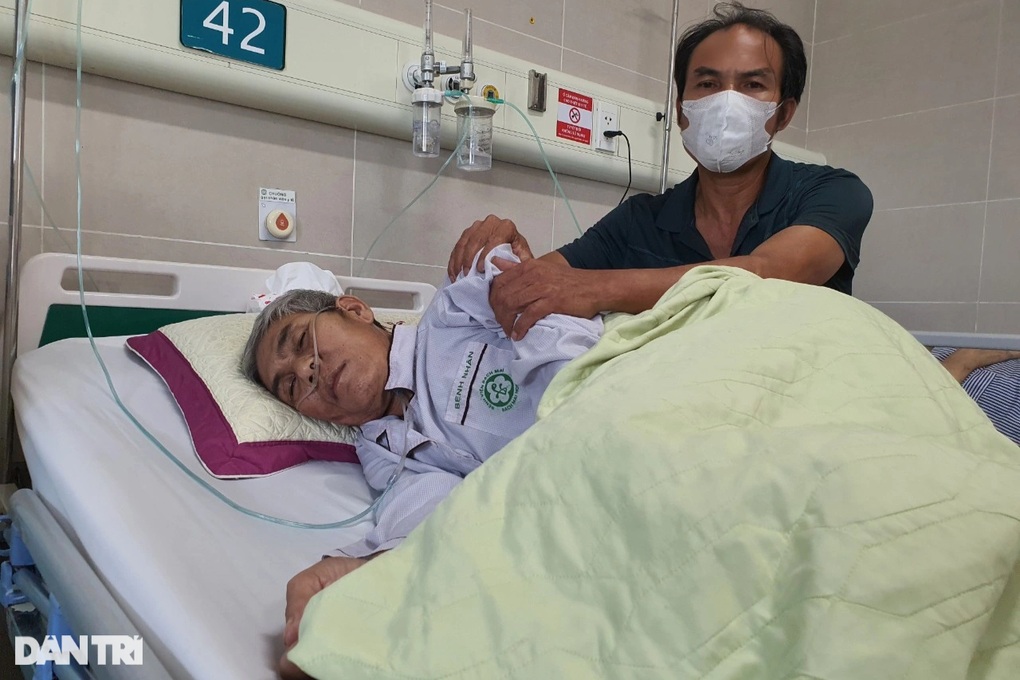 Bác sĩ kêu gọi nhà hảo tâm chung tay cứu bệnh nhân nguy kịch do nhiễm khuẩn - 3 Bác sĩ kêu gọi nhà hảo tâm chung tay cứu bệnh nhân nguy kịch do nhiễm khuẩn - 3