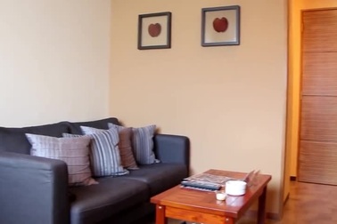 Khách nước ngoài chia sẻ cách đặt phòng ở khách sạn tình yêu tại Nhật Bản