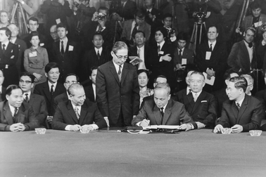 Bài học về thời cơ trong đàm phán ký kết Hiệp định Paris