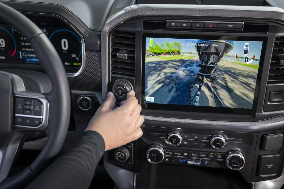 Ford F-150 thế hệ mới - Thiết kế mới, công nghệ động cơ mới - 35 Ford F-150 thế hệ mới - Thiết kế mới, công nghệ động cơ mới - 35