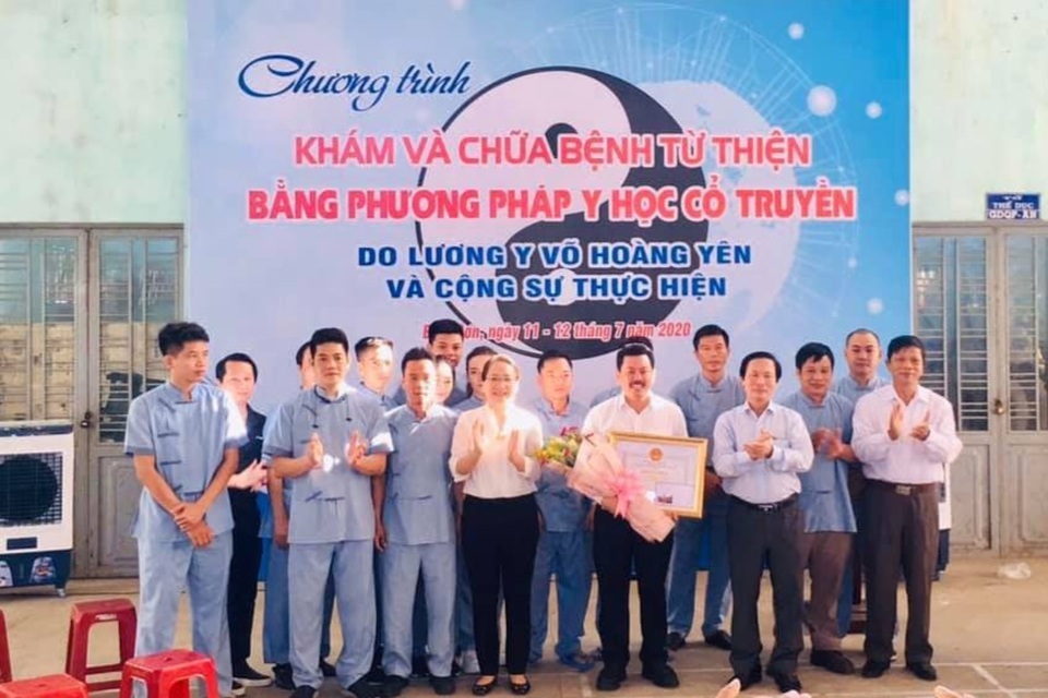 Thu hồi bằng khen của thần y Võ Hoàng Yên - 1 Thu hồi bằng khen của thần y Võ Hoàng Yên - 1