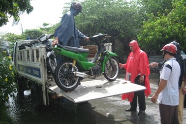 Phát hiện “lò” độ xe mô tô trái phép