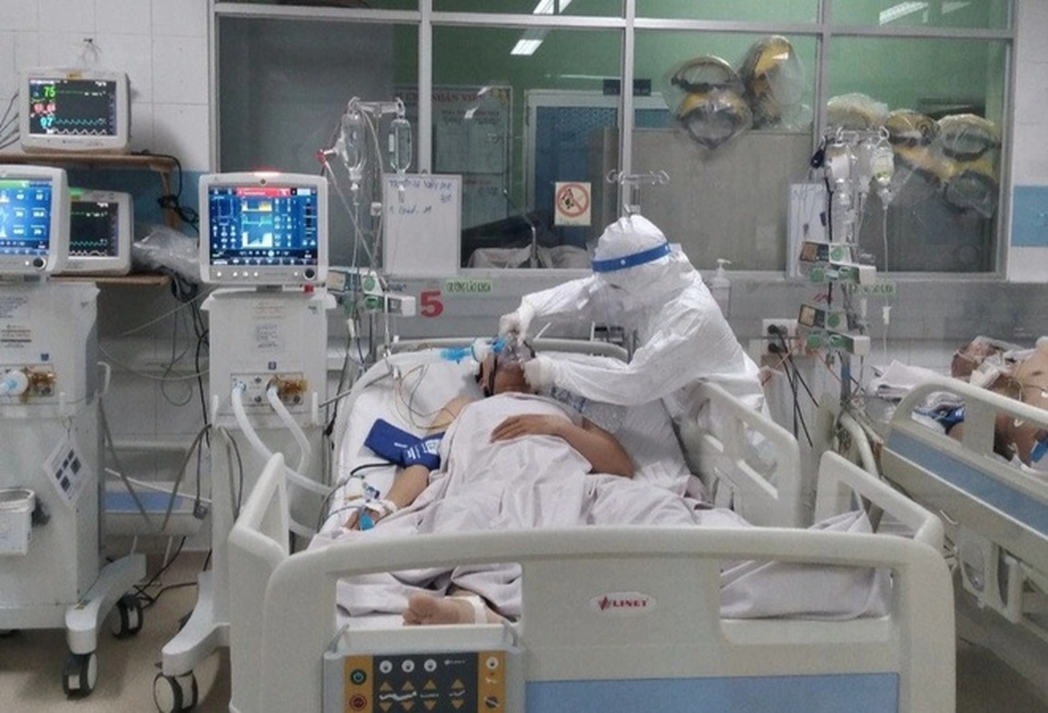 Điều chỉnh cơ chế trong chi kinh phí, điều động người chống dịch - 1