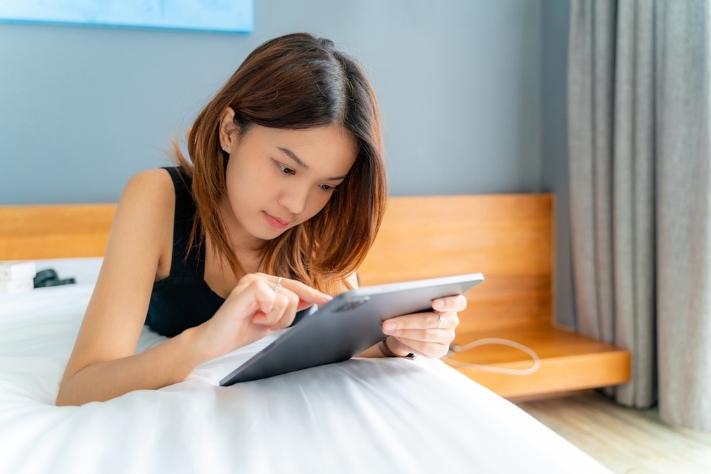 Tôi không thể dừng kiểm tra Instagram của bạn trai cũ - 1 Tôi không thể dừng kiểm tra Instagram của bạn trai cũ - 1