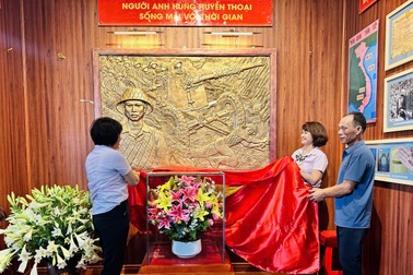 Khánh thành công trình lưu niệm tại nhà anh hùng liệt sĩ Tô Vĩnh Diện