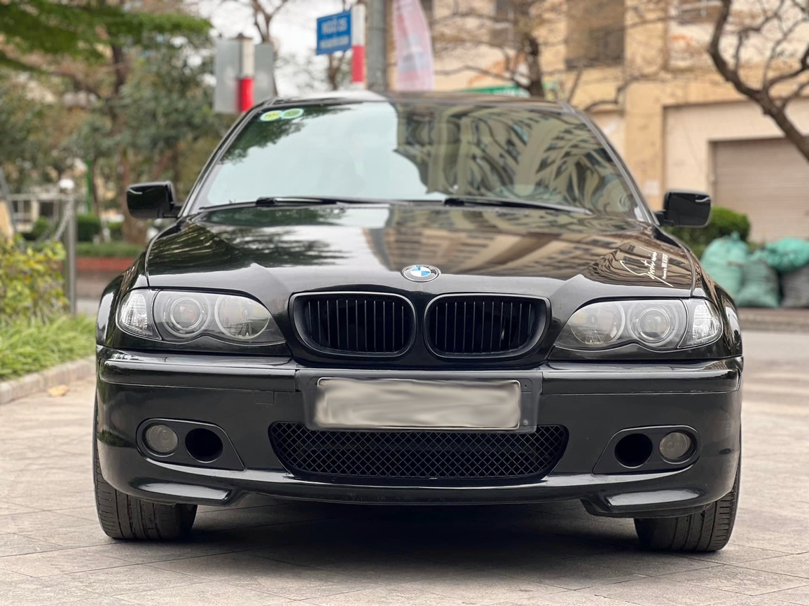 BMW 325i rao bán 189 triệu sau 17 năm sử dụng, có đáng để lựa chọn? - 3 BMW 325i rao bán 189 triệu sau 17 năm sử dụng, có đáng để lựa chọn? - 3