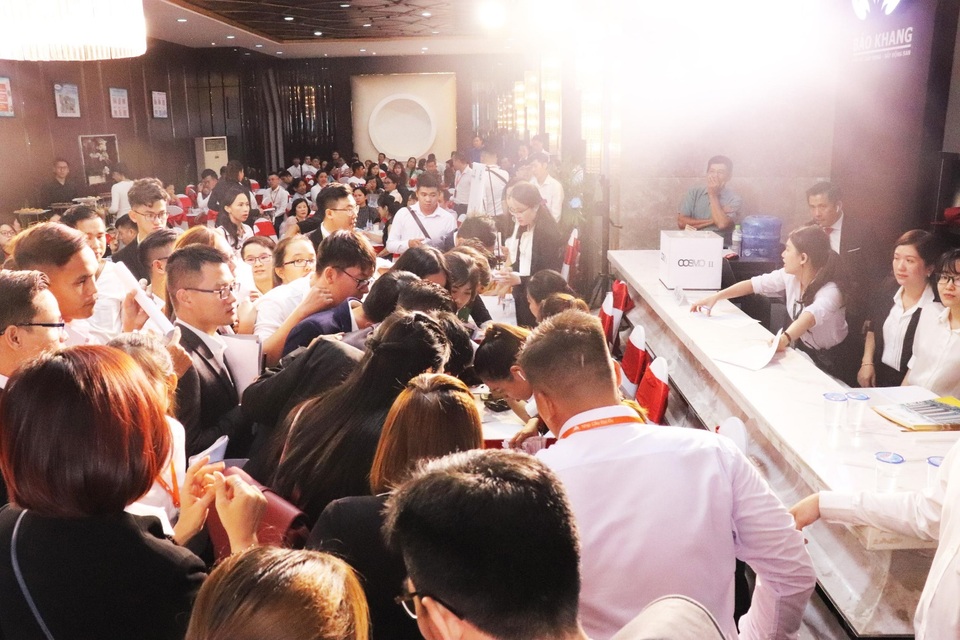 Mở bán thành công dự án Cosmo II - 2 Mở bán thành công dự án Cosmo II - 2