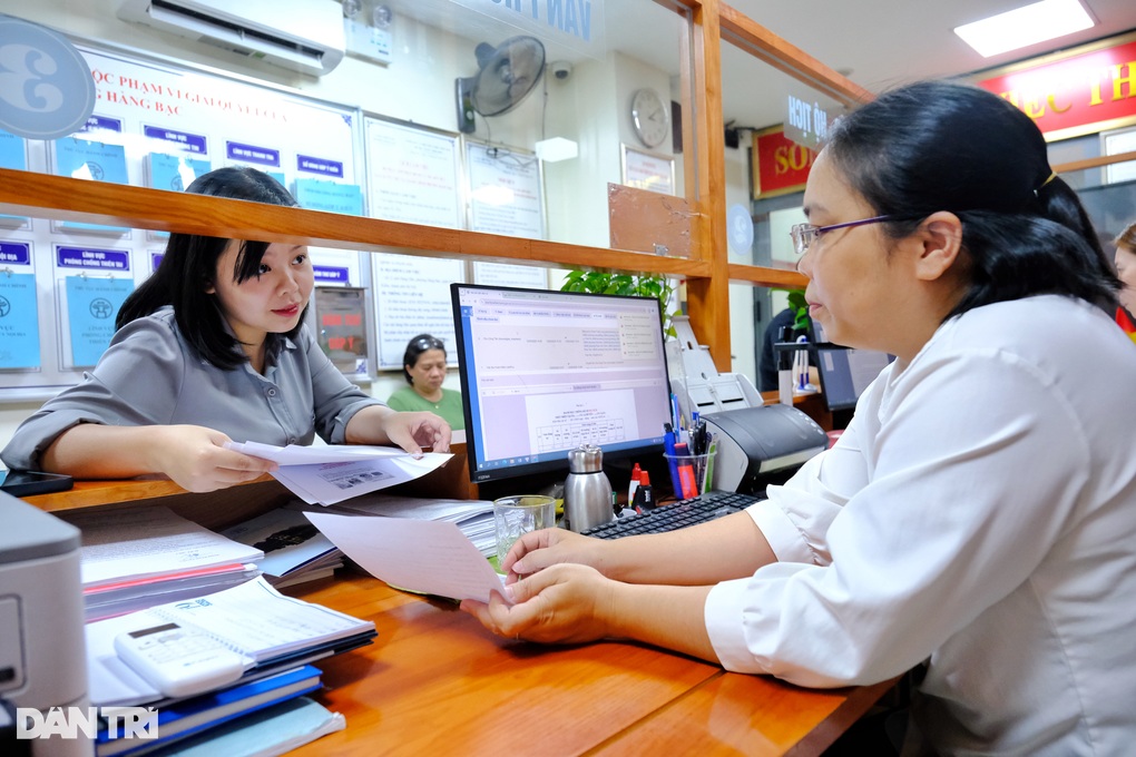 Huy động nguồn ngoài ngân sách để trả lương vượt trội cho người tài năng - 2 Huy động nguồn ngoài ngân sách để trả lương vượt trội cho người tài năng - 2