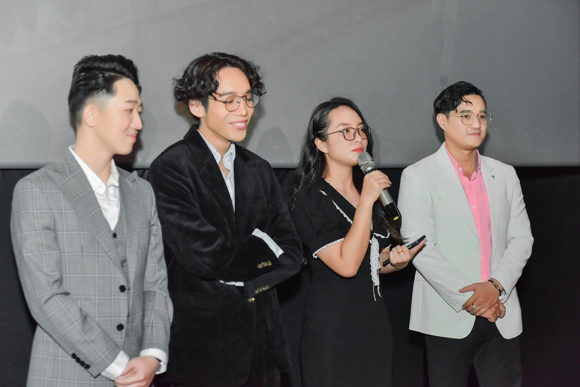 Dương Thanh Vàng: Từng vay mượn nét diễn Hoài Linh, Trấn Thành để giả gái - 3 Dương Thanh Vàng: Từng vay mượn nét diễn Hoài Linh, Trấn Thành để giả gái - 3