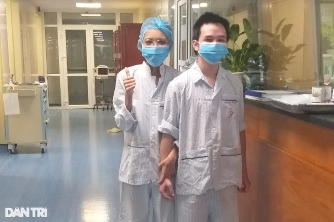 Nữ điều dưỡng mắc bệnh hiểm đã được xuất viện sau 6 tháng điều trị - 1 Nữ điều dưỡng mắc bệnh hiểm đã được xuất viện sau 6 tháng điều trị - 1