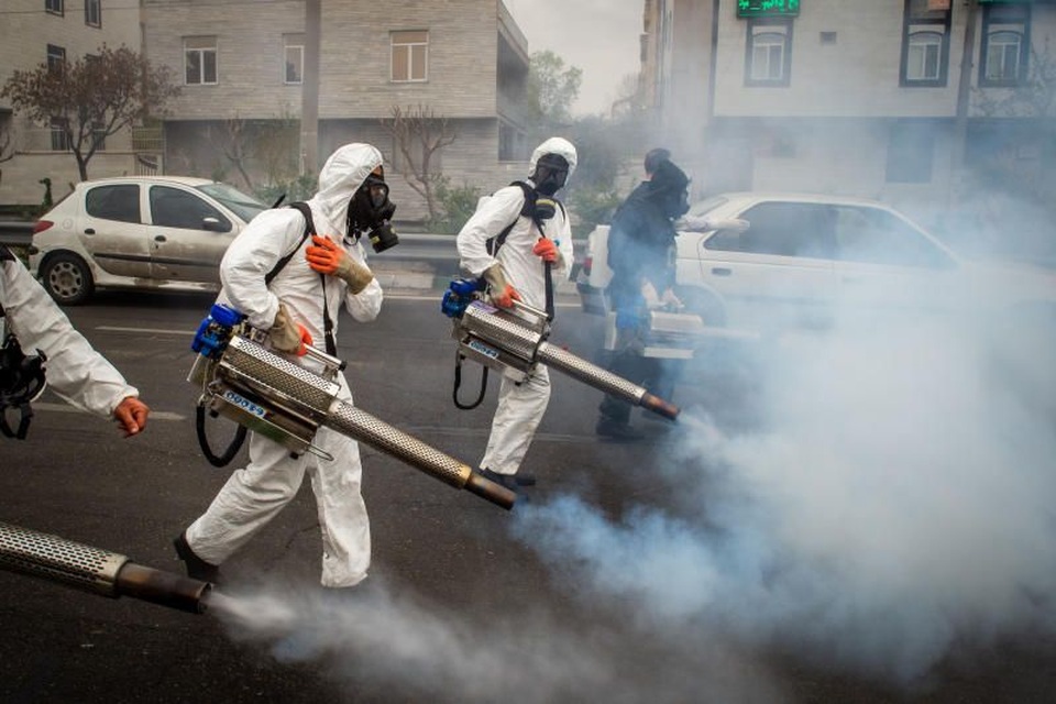 Quan chức Iran: Cứ 10 phút lại có 1 người thiệt mạng vì Covid-19 - 1