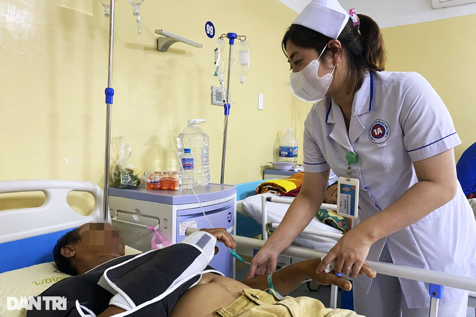 Bi kịch nhậu nhẹt lái xe: Mổ não sau tiệc cưới, ngã quỵ vì tông chết người - 9 Bi kịch nhậu nhẹt lái xe: Mổ não sau tiệc cưới, ngã quỵ vì tông chết người - 9