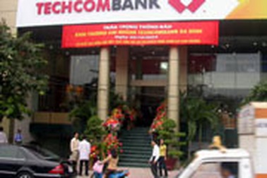 Techcombank tăng lãi suất tiết kiệm