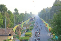 Con đường lúa gạo tái hiện sống động nền sản xuất lúa gạo Việt