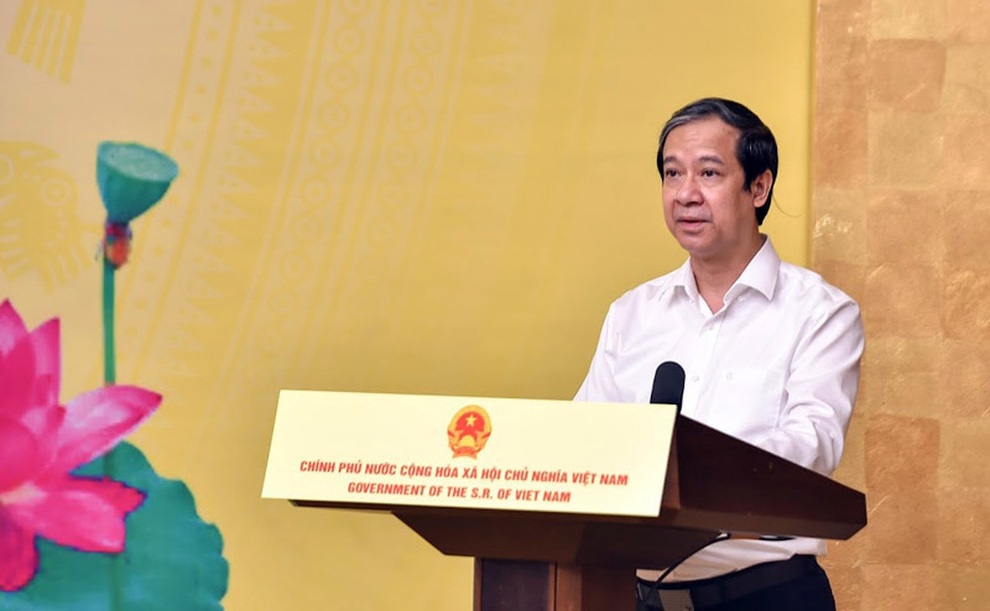 Sóng và máy tính cho em: Những gì chạm đến trái tim luôn đi xa và nhanh - 3 Sóng và máy tính cho em: Những gì chạm đến trái tim luôn đi xa và nhanh - 3