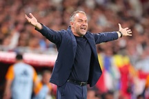 HLV Hansi Flick: "Barcelona cần quên đi chiến thắng trước Real Madrid"