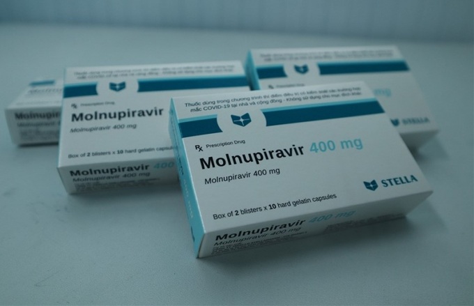 Thuốc Molnupiravir bị phản án đẩy giá bán quá cao tại Hà Nội.
