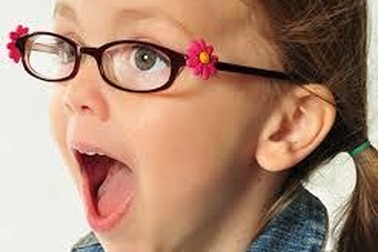 Muốn mắt khỏe, nhớ bổ sung Viên nang dầu gấc VINAGA