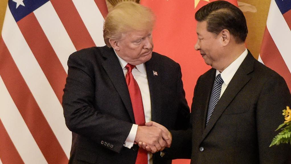 Trump ra đòn thuế quan với Trung Quốc nhưng lại “gậy ông đập lưng ông”? - 3 Trump ra đòn thuế quan với Trung Quốc nhưng lại “gậy ông đập lưng ông”? - 3