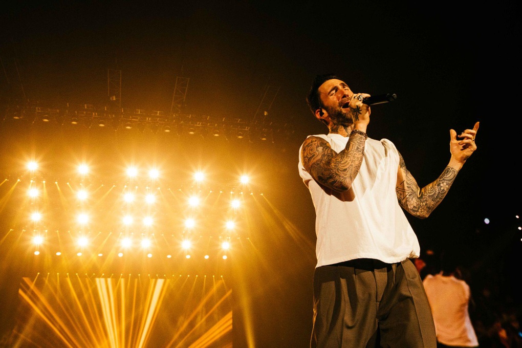 Những ca khúc nào của Maroon 5 sẽ khuấy đảo 8Wonder Winter Festival? - 4 Những ca khúc nào của Maroon 5 sẽ khuấy đảo 8Wonder Winter Festival? - 4