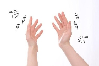 Muốn chữa run tay chân cần am hiểu bệnh và chọn đúng phương pháp