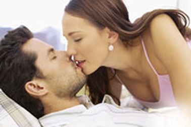 Giảm đau lưng khi làm “chuyện ấy”