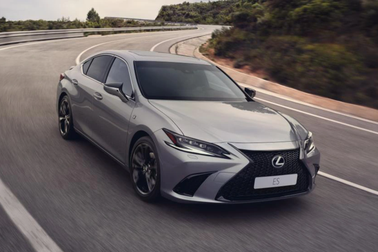 Lexus ES 2023 ra mắt với nhiều nâng cấp đáng giá